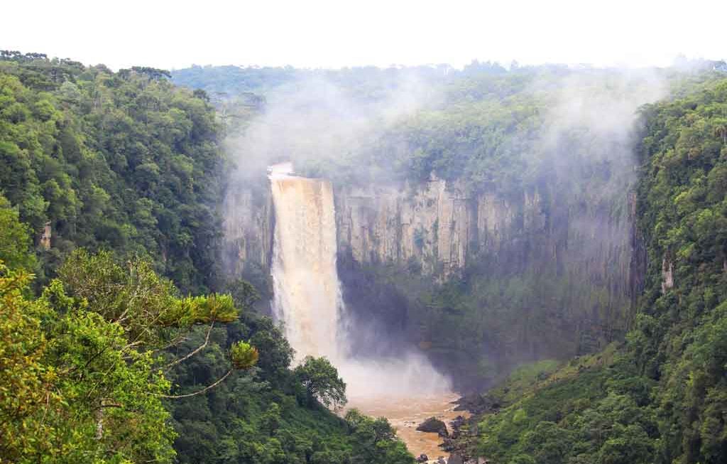 Cachoeiras de Prudentópolis: gigantes, belas e repletas de aventura.