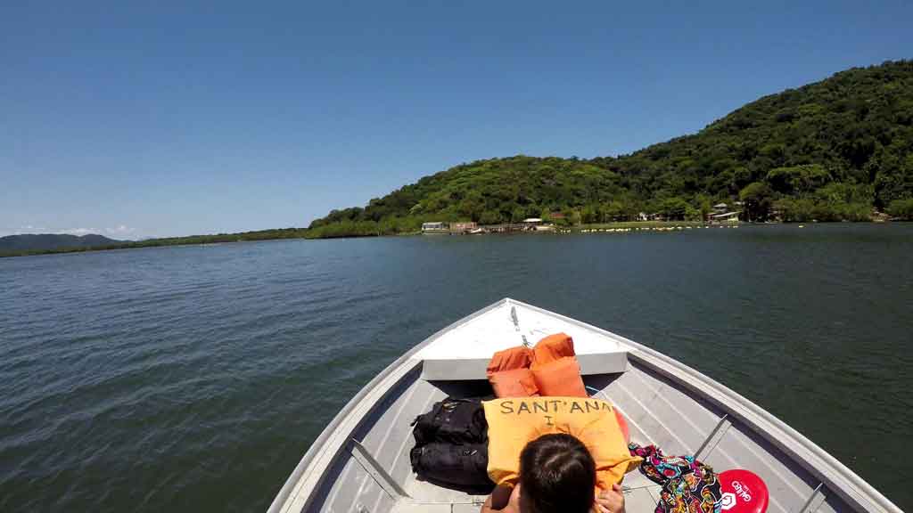 passeio de barco ilha de Superagui